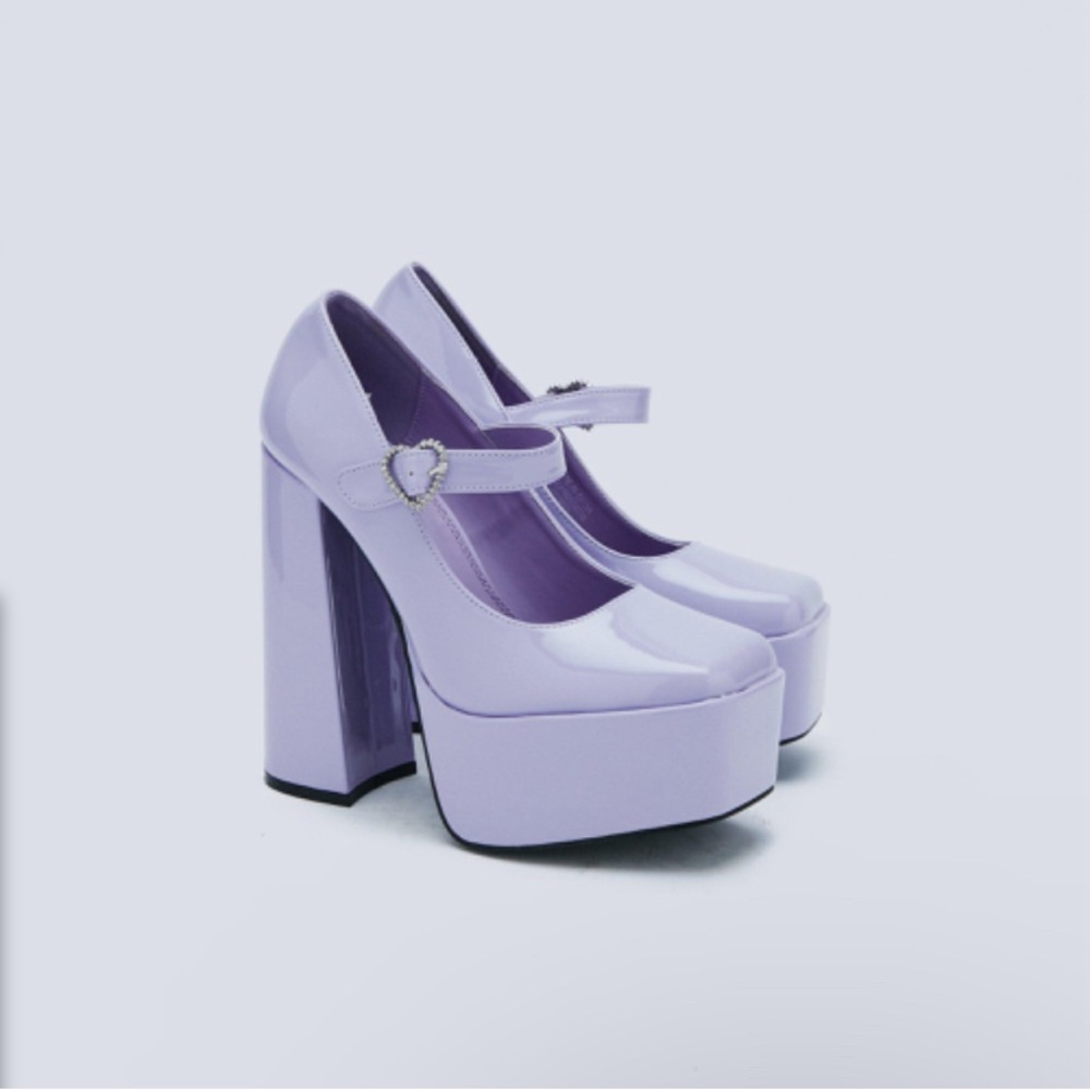 Nasty gal platform heels size 10